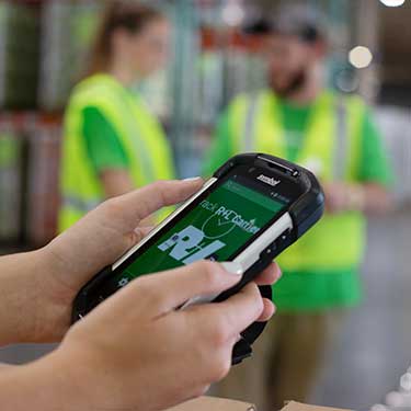 -r+l-global-logistics-warehousing-fulfillment-distribution-kitting-and-assembly-scanner